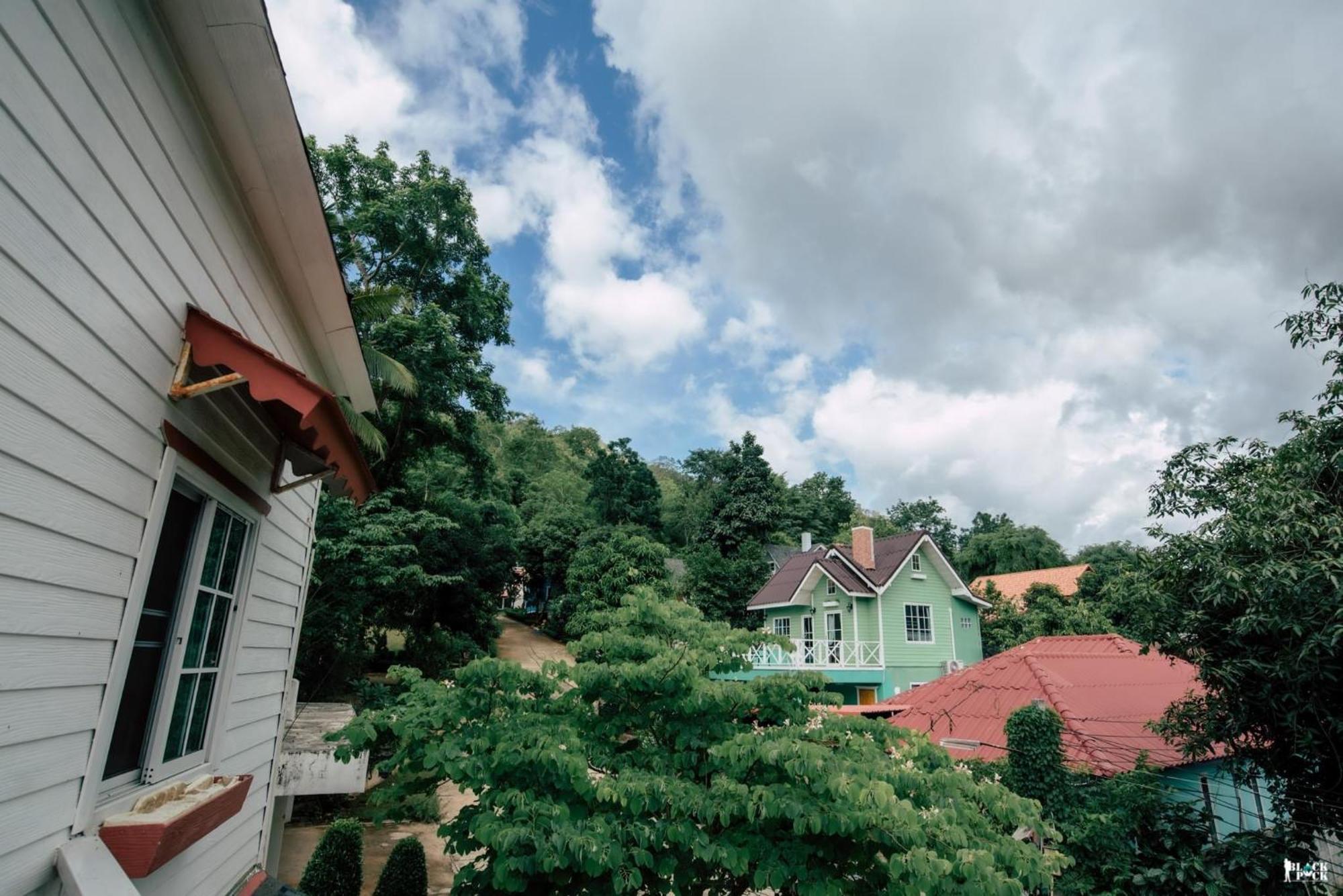 Suriyan Villa Erawan Kanchanaburi สุริยัน วิลล่า เอราวัณ กาญจนบุรี Tha Kradan Eksteriør bilde